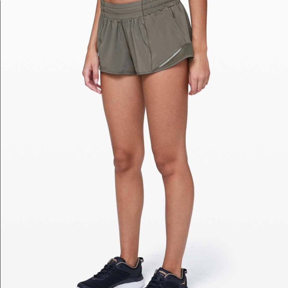 Lulu hotty hot shorts gray sage